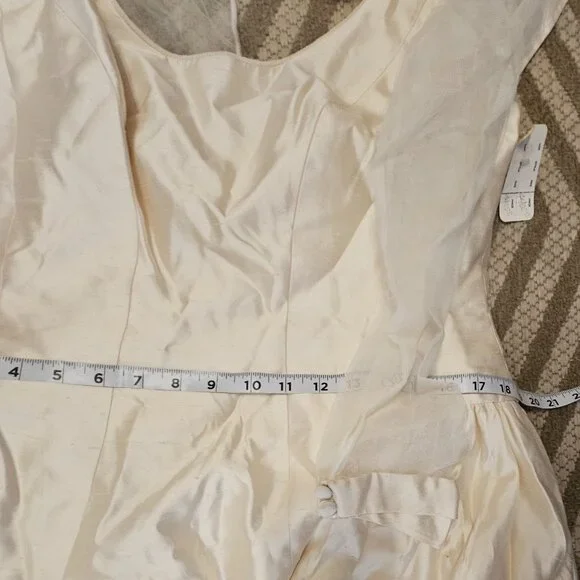 Peter Langer Beige Satin Wedding Dress 10/12 - Picture 10 of 11